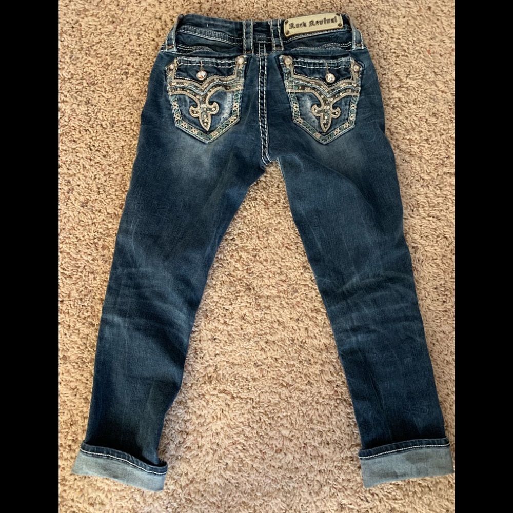 Women’s size 24 waist Rock Revival crop jeans